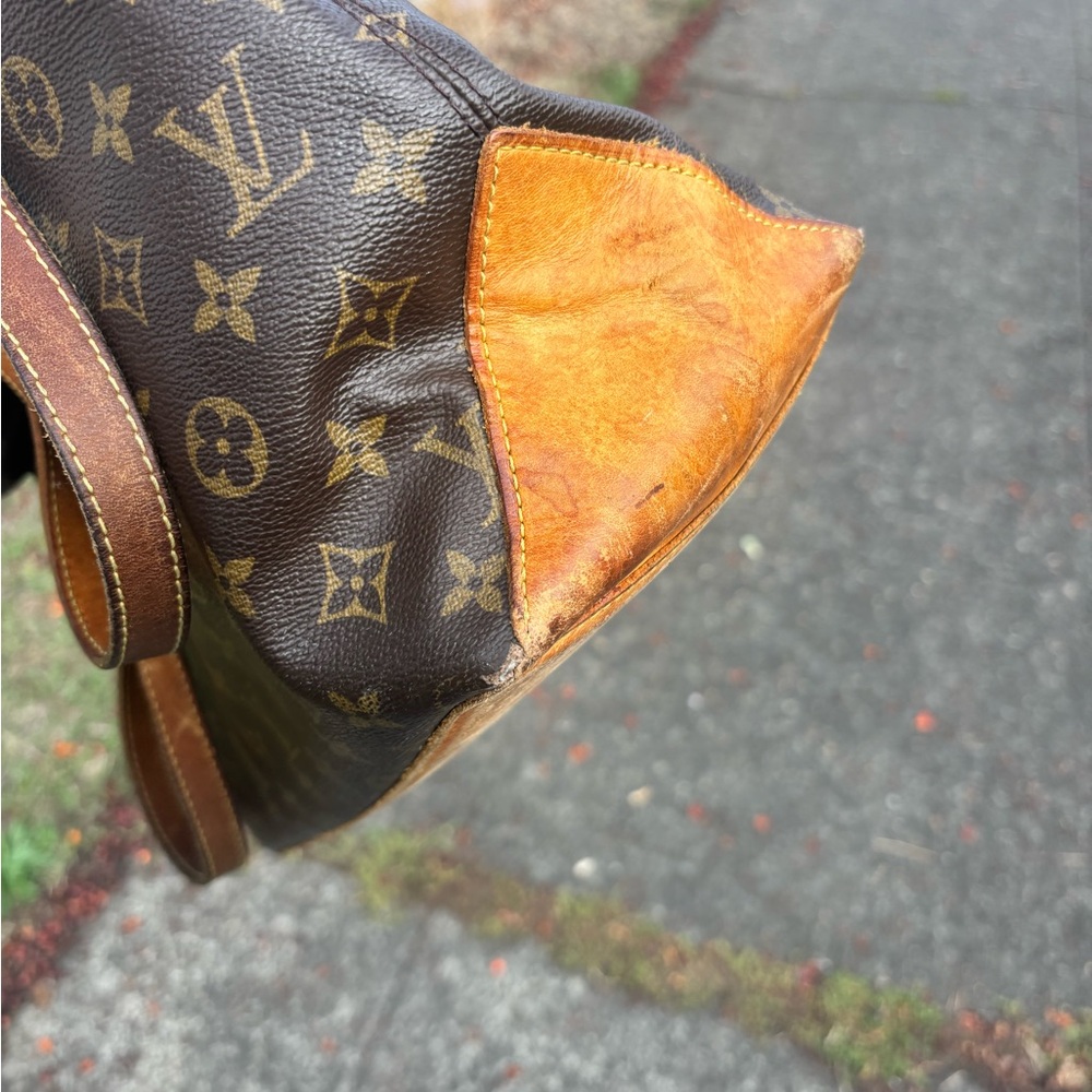 Louis Vuitton Classic Brown Monogram Tote - Picture 5 of 8